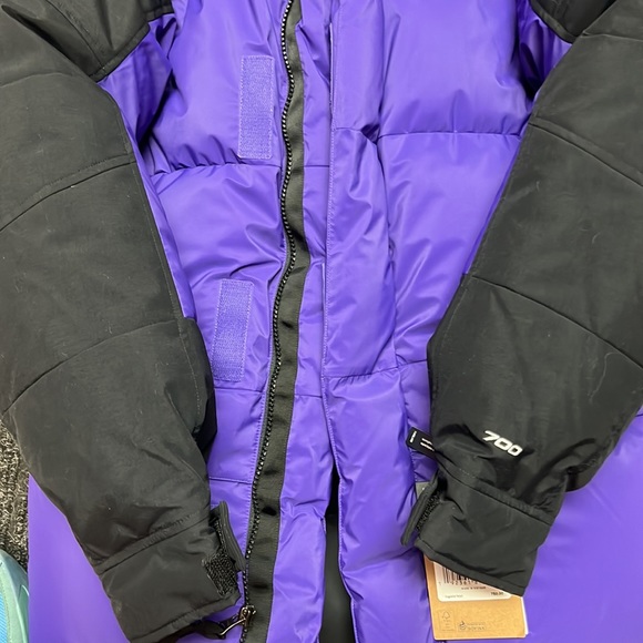 North face bubble coat - Picture 3 of 5